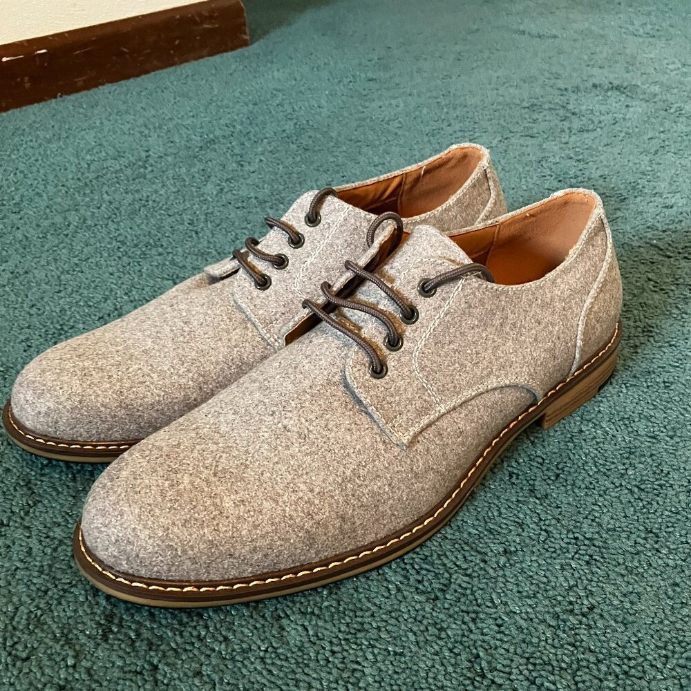 jf j.ferrar Gray Felt Derby Shoes with Brown Trim and Laces